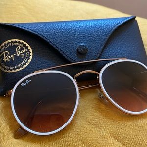 RAY-BAN Aviator Sunglasses With Case - Rose Gold & White Frames - Never Worn
